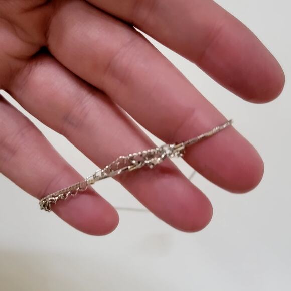 Patriotic Flip Flop Pendant Necklace Red White Blue Rhinestones On Silver Chain - Picture 5 of 10